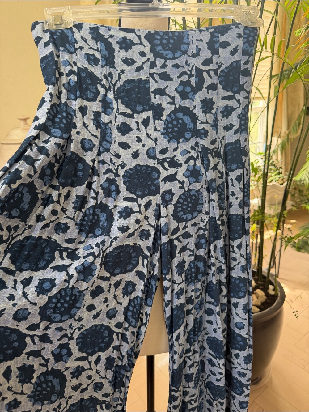 Free People Blue Floral Wide-Leg Pants Pull Up